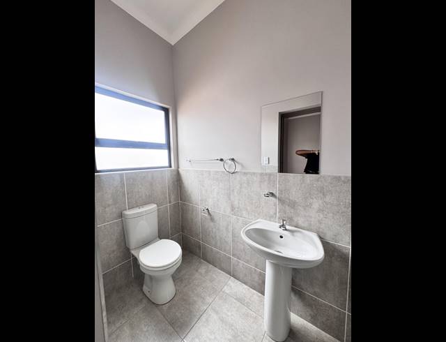 3 BEDROOM FREESTANDING FOR SALE IN DIE HEUWEL